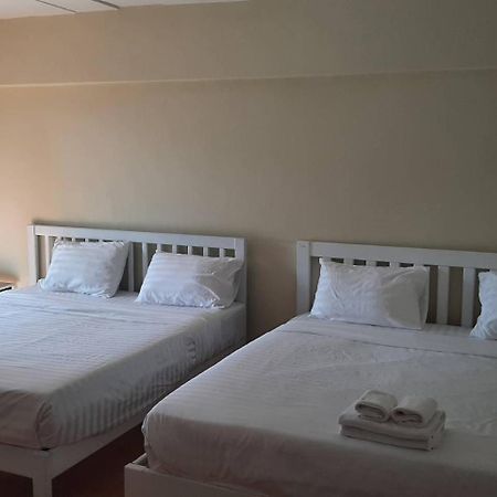 Lomsabai Apartments Bangsaen Buitenkant foto