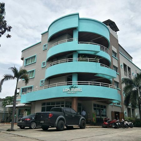 Lomsabai Apartments Bangsaen Buitenkant foto