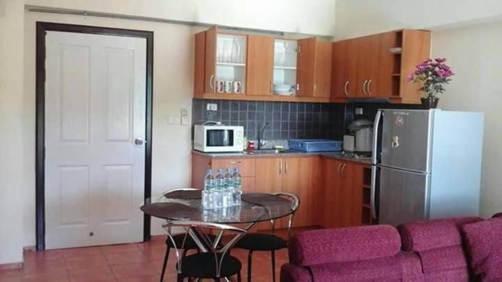 Lomsabai Apartments Bangsaen Buitenkant foto