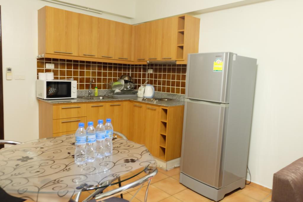 Lomsabai Apartments Bangsaen Buitenkant foto