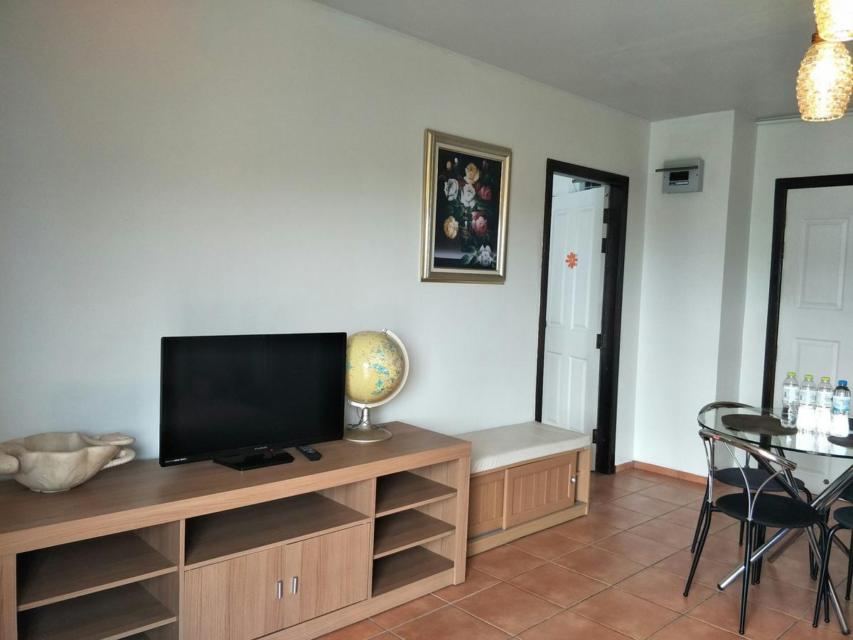 Lomsabai Apartments Bangsaen Buitenkant foto