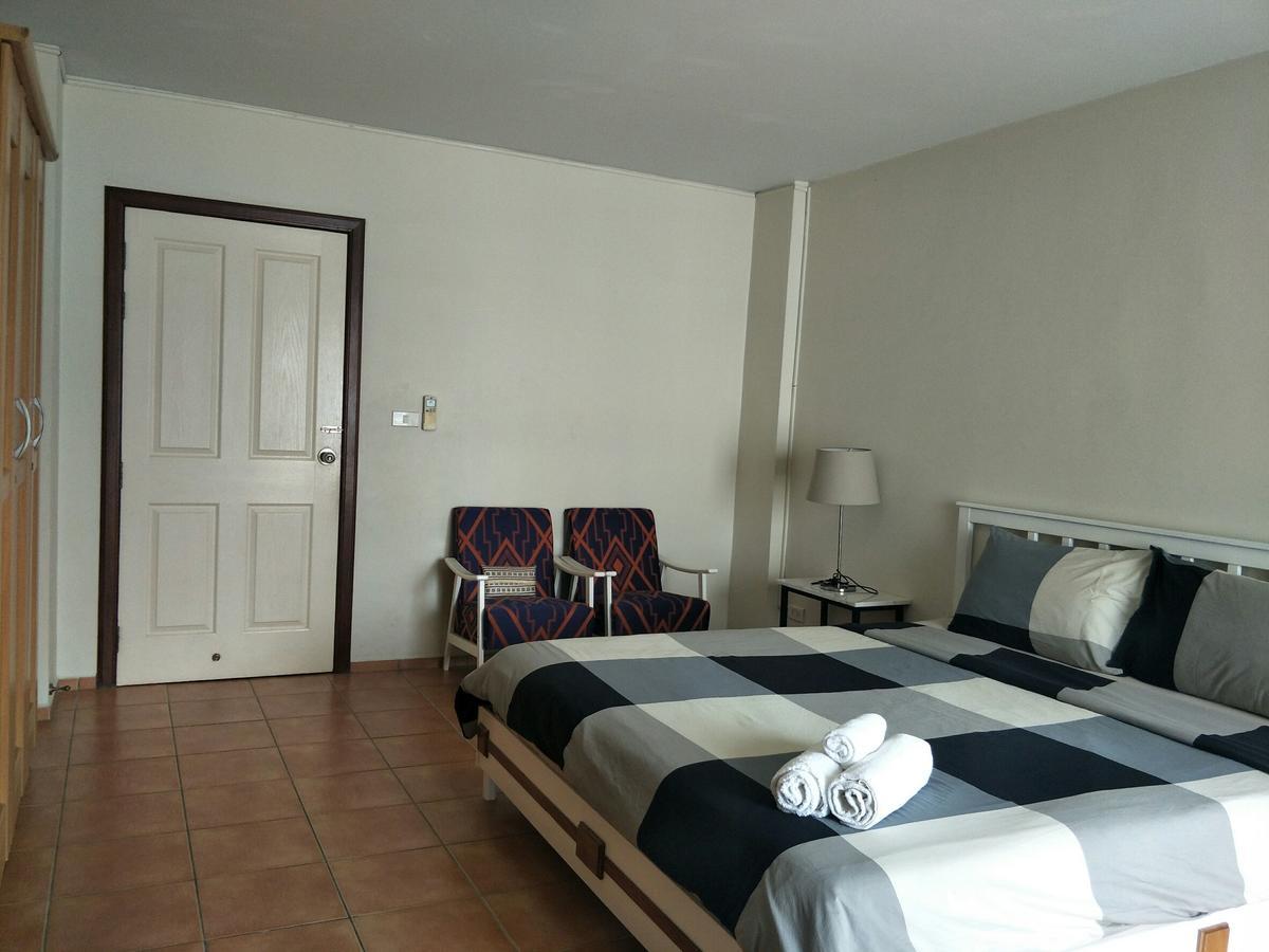 Lomsabai Apartments Bangsaen Buitenkant foto