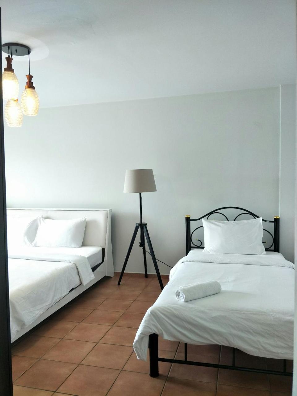 Lomsabai Apartments Bangsaen Buitenkant foto